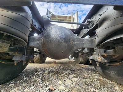 Meritor-Rockwell RD20-145 Rear Axle Housing for a 2004 International 9400I