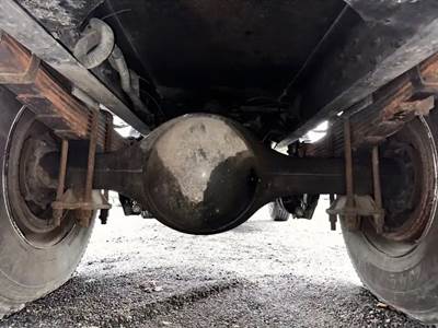 Meritor-Rockwell RS-19-144 Rear Axle Housing for a 2007 Freightliner M2 106