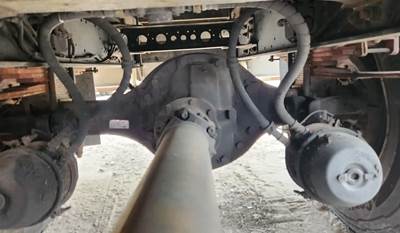 Meritor-Rockwell RS 21-145 Rear Axle Housing for a 2012 Hino 338