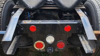 Meritor-Rockwell RS23160 Rear Axle Housing for a 2015 Freightliner Cascadia 113