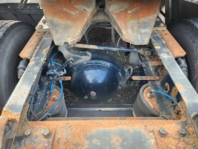 Meritor-Rockwell RS23160 Rear Axle Housing for a 2017 Freightliner Cascadia 113