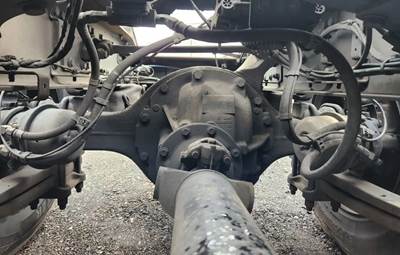 Meritor-Rockwell RS23160 Rear Axle Housing for a 2019 Freightliner Cascadia 116 Day Cab
