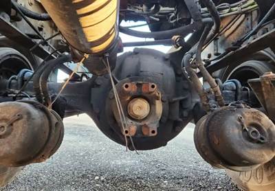 Meritor-Rockwell RS23161 Rear Axle Housing for a 2019 Freightliner M2 112 Medium Duty