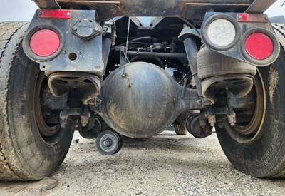 Meritor-Rockwell RS23161 Rear Axle Housing for a 2022 Peterbilt 579