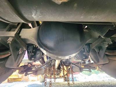 Meritor-Rockwell RS24160 Rear Axle Housing for a 2000 Pierce Model Tilt Cab
