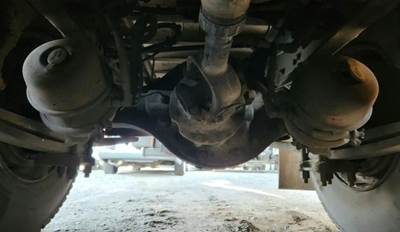 Meritor-Rockwell RT40-145 Rear Axle Housing for a 2000 Sterling L7500