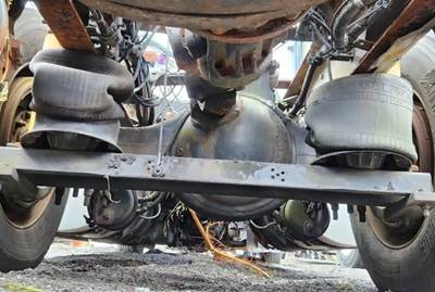 Meritor-Rockwell RT40-145 Rear Axle Housing for a 2006 Volvo VNL