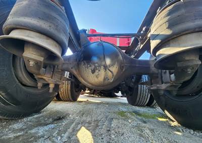 Meritor-Rockwell RT40-145 Rear Axle Housing for a 2004 Freightliner Columbia 120