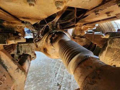 Meritor-Rockwell RT46-160 Rear Axle Housing for a 2012 Freightliner 114SD