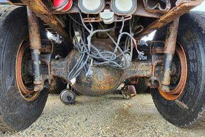 Meritor-Rockwell RT46-160 Rear Axle Housing for a 2007 Sterling L9500