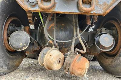 Meritor-Rockwell RT46-160 Rear Axle Housing for a 2000 Sterling L9500