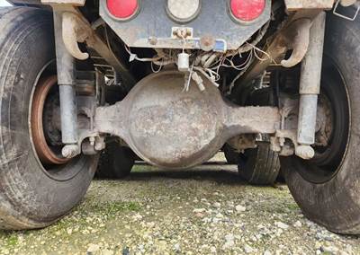 Meritor-Rockwell RT46-160 Rear Axle Housing for a 2001 Sterling L9500