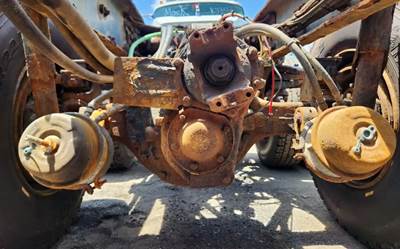 Meritor-Rockwell RT46160 P Rear Axle Housing for a 2008 Sterling L9500