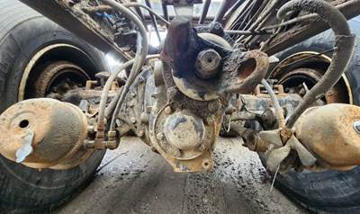 Meritor-Rockwell RT46164 Rear Axle Housing for a 2005 Western Star 4900EX