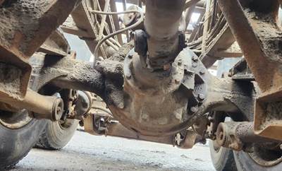 Meritor-Rockwell RT46164 Rear Axle Housing for a 2005 Western Star 4900EX