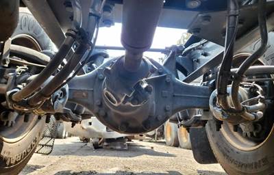 Paccar MR2014P3 Rear Axle Housing for a 2023 Kenworth T680