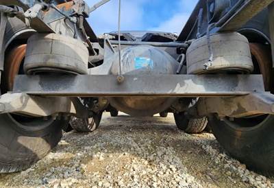 Paccar MR2014P3 Rear Axle Housing for a 2021 Kenworth T880