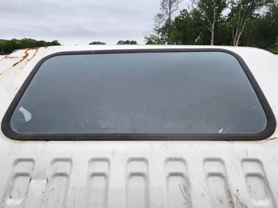 Chevrolet 6500XD Back Window