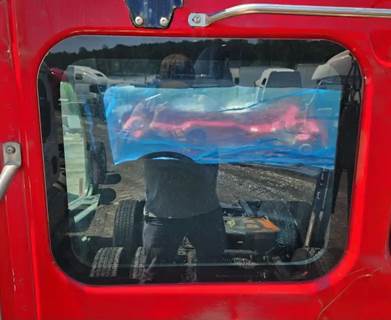 Freightliner Cascadia 126 Back Window