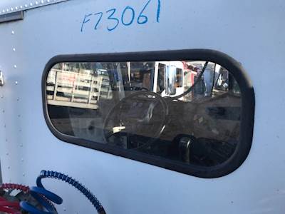 Freightliner FLD120 Back Window