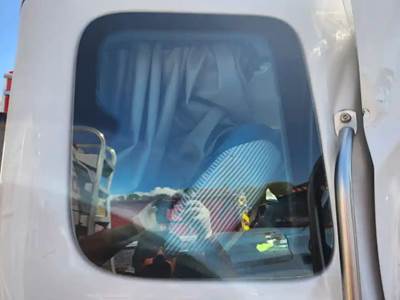 Freightliner M2 106 Back Window