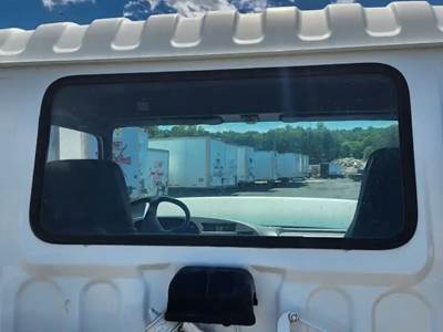 GMC T7500 Back Window