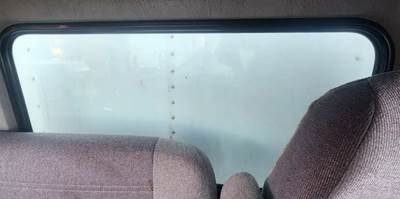 Kenworth T370 Back Window