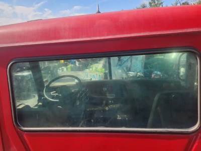 Mack Granite CV713 Back Window for a 2007 Mack CV713 Granite