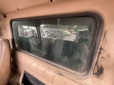 Mack Granite CV713 Back Window for a 2007 Mack CV713 Granite