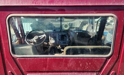 Mack Granite CV713 Back Window for a 2007 Mack CV713 Granite