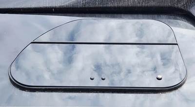 Western Star 5700 Back Window