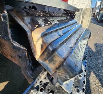 Ford F-750 Battery Box Cover