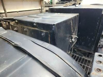 Ford LT9000 Battery Box Cover