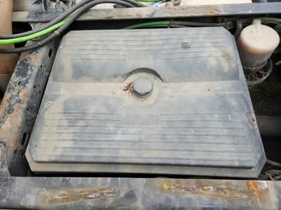 Freightliner Cascadia 113 Battery Box Cover