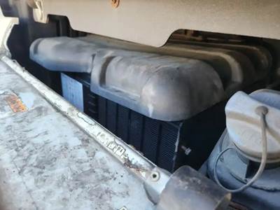 Freightliner Cascadia 125 Battery Box Cover