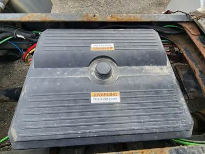 Freightliner Cascadia 125 Battery Box Cover