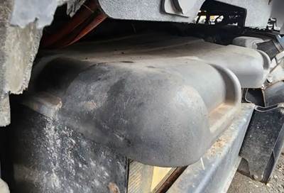 Freightliner Cascadia 125 Battery Box Cover