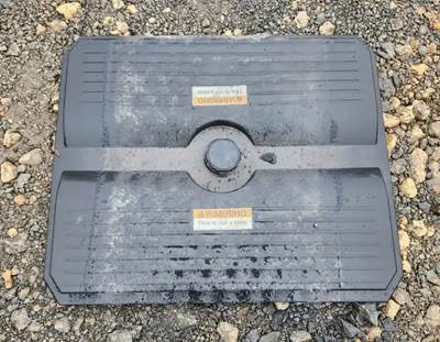 Freightliner Cascadia 126 Battery Box Cover