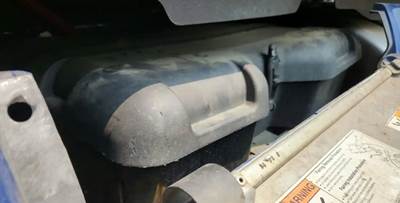 Freightliner Cascadia 132 Battery Box Cover