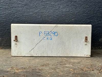 Freightliner Cascadia 132 Battery Box Cover