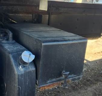 Freightliner M2 106 Battery Box Cover