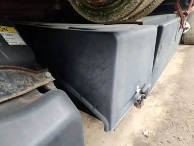 Freightliner M2 106 Battery Box Cover