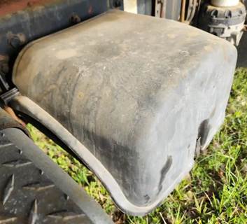Freightliner M2 106 Battery Box Cover