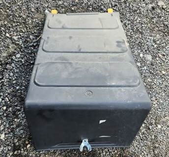 Freightliner M2 106 Battery Box Cover