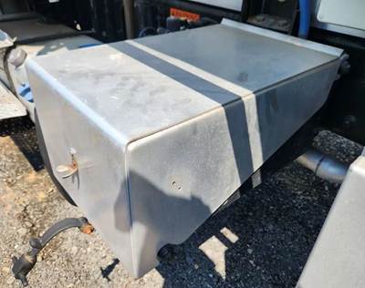 Freightliner M2 106 Battery Box Cover