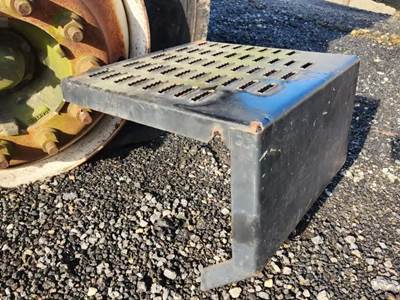 GMC C6500 Battery Box Cover
