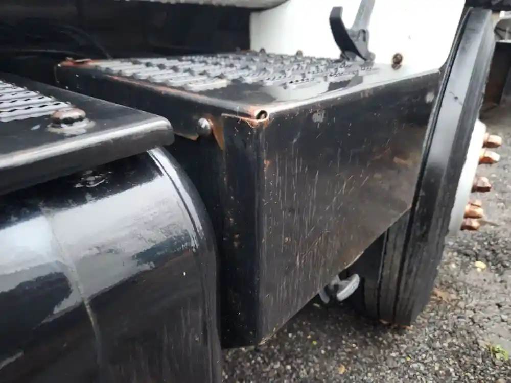 1999 GMC C7500 Battery Box Cover For Sale Elkton, MD P37980