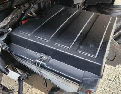 Hino 195 Battery Box Cover