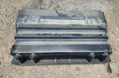 International 4400 Battery Box Cover