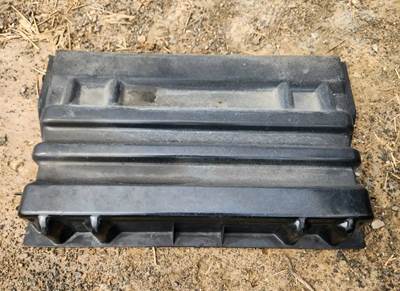 International 4400 Battery Box Cover